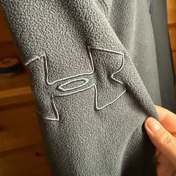 Under Armour Gray Quarter-Zip Pullover Size Men’s Large - Picture 3 of 5